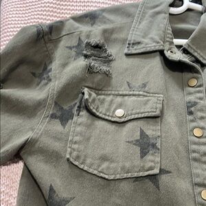 Star Patterned Olive Green Jacket